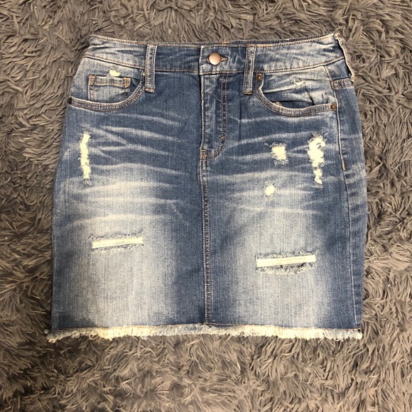 Dresses & Skirts - LIKE NEW Distressed Denim Skirt